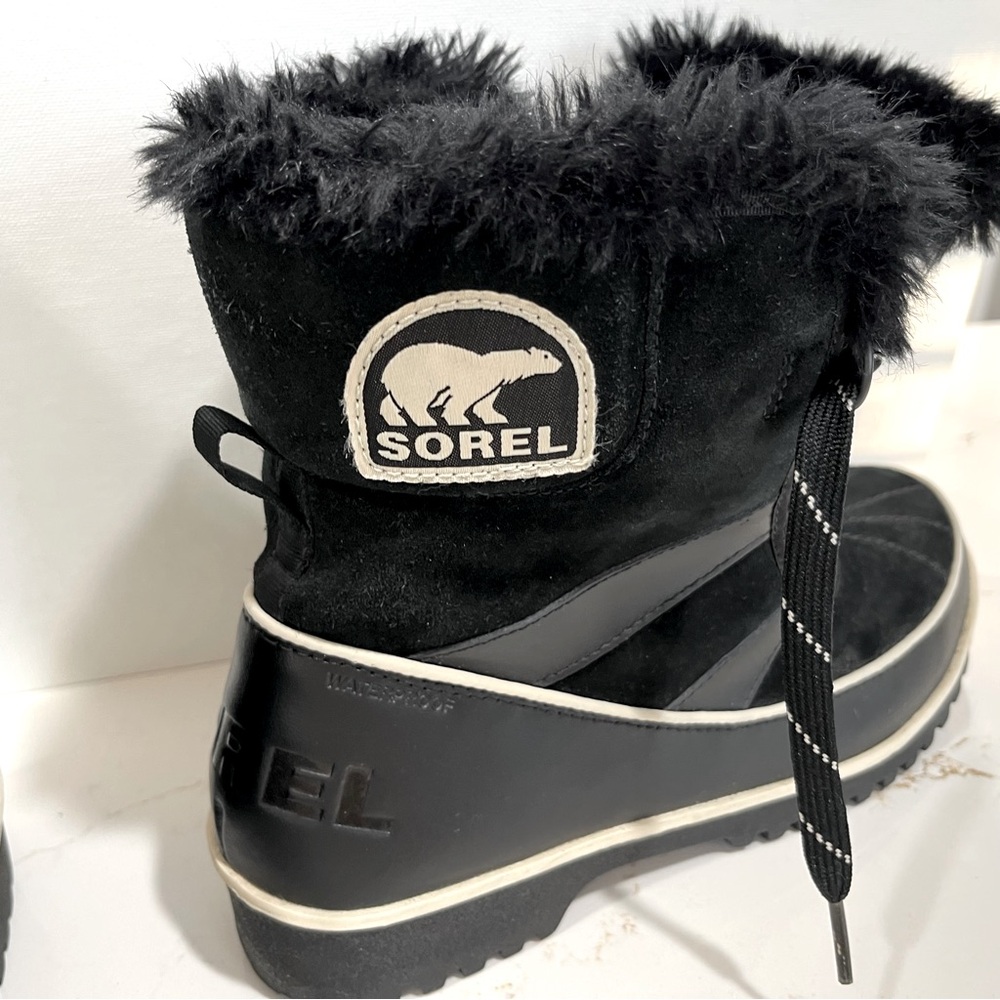 Sorel women’s Tivoli II Suede black faux fur lined lace up boots size 9.5 - Picture 8 of 11